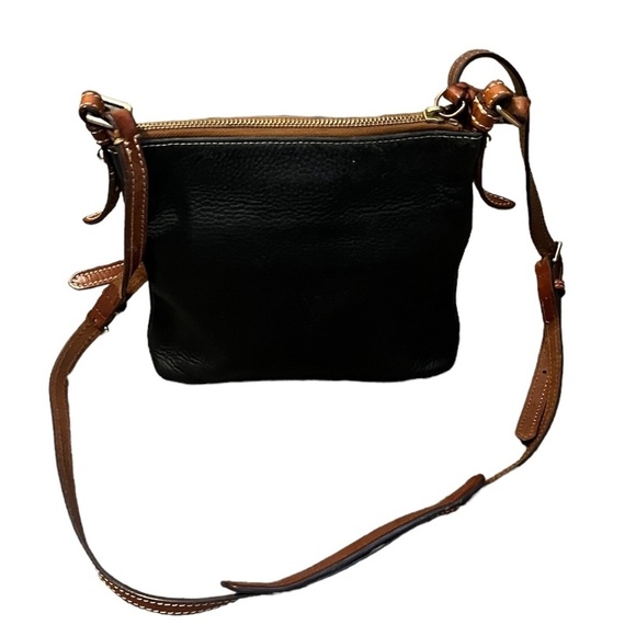 Dooney & Bourke Pebble Leather Letter Carrier, BLACK - Picture 2 of 11